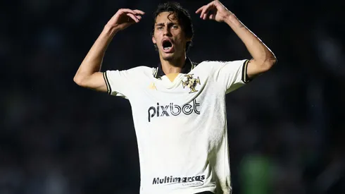 Foto: Daniel RAMALHO/VASCO - Jogador sente dores na coxa e preocupa torcida do Vasco