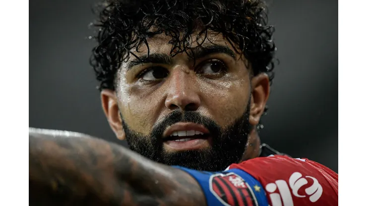 Foto: (Thiago Ribeiro/AGIF) - Gabigol lamentou a eliminação do Flamengo na semifinal do Mundial de Clubes