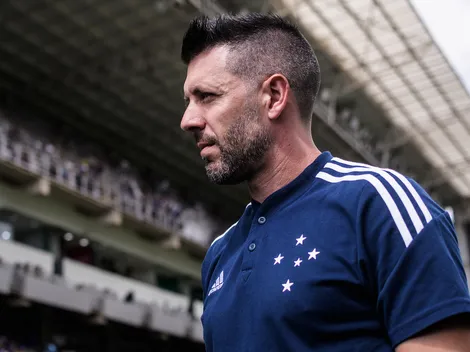 Pezzolano faz comparações com o Atlético-MG e projeta clássico contra o rival