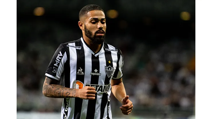 Foto: (Alessandra Torres/AGIF) - Calebe está prestes a ser vendido pelo Atlético