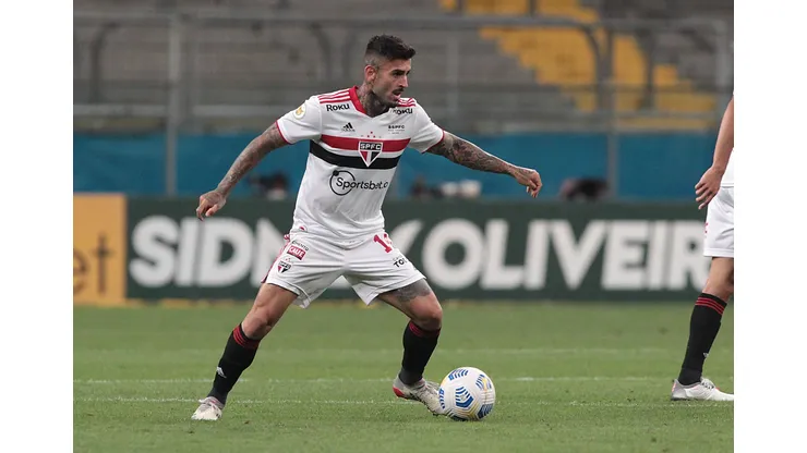 Foto: Rubens Chiri / saopaulofc.net - Liziero deixa o São Paulo mais uma vez
