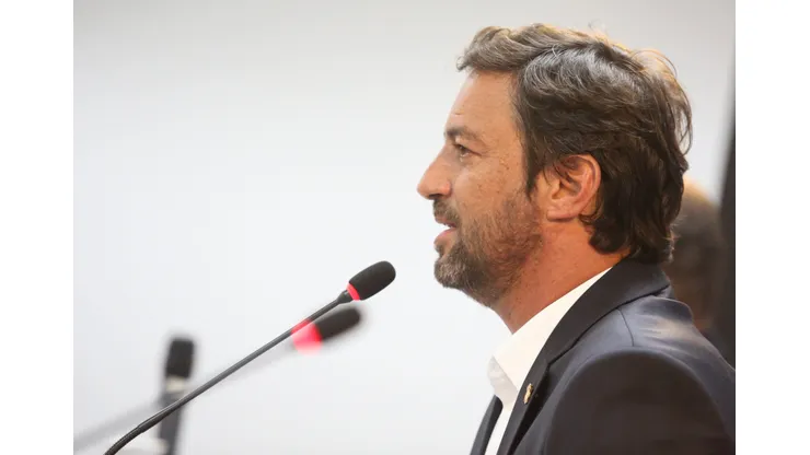 Foto: (Rodrigo Coca/Ag. Corinthians) - Duílio Monteiro Alves, presidente do Corinthians, segue à procura de reforços no mercado