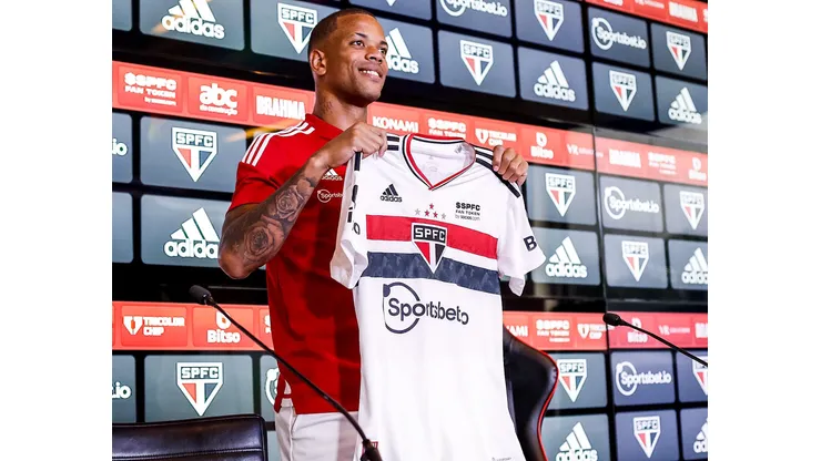 Foto: Divulgação/São Paulo - Caio Paulista é apresentado no São Paulo