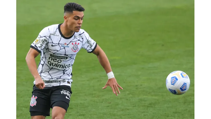 Foto: Marcello Zambrana/AGIF - Roni busca evolução no Corinthians.