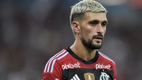 Foto: Thiago Ribeiro/AGIF – Arrascaeta vai desfalcar o Flamengo