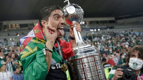 Alexandre Schneider/Getty Images- Abel Ferreira, técnico do Palmeiras