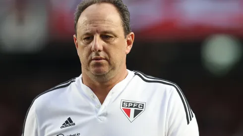 Foto: Marcello Zambrana/AGIF – Athletico-PR quer reserva de Ceni no São Paulo