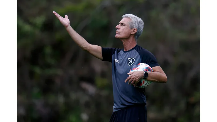 Foto: Vitor Silva/Botafogo - Jornalista comenta situação de Luís Castro.