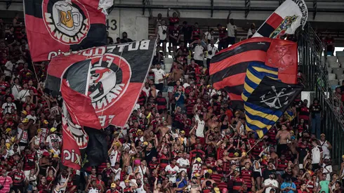 Foto: Thiago Ribeiro/AGIF – Torcida do Flamengo esgota ingressos para decisão no Carioca