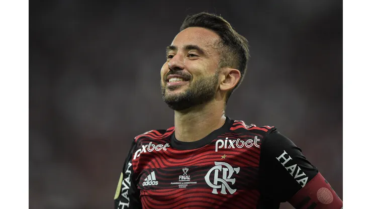 Foto: Thiago Ribeiro/AGIF - Filho de Everton Ribeiro chama atenção da torcida do Flamengo