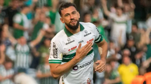 Foto: Robson Mafra/AGIF - Luciano Castan