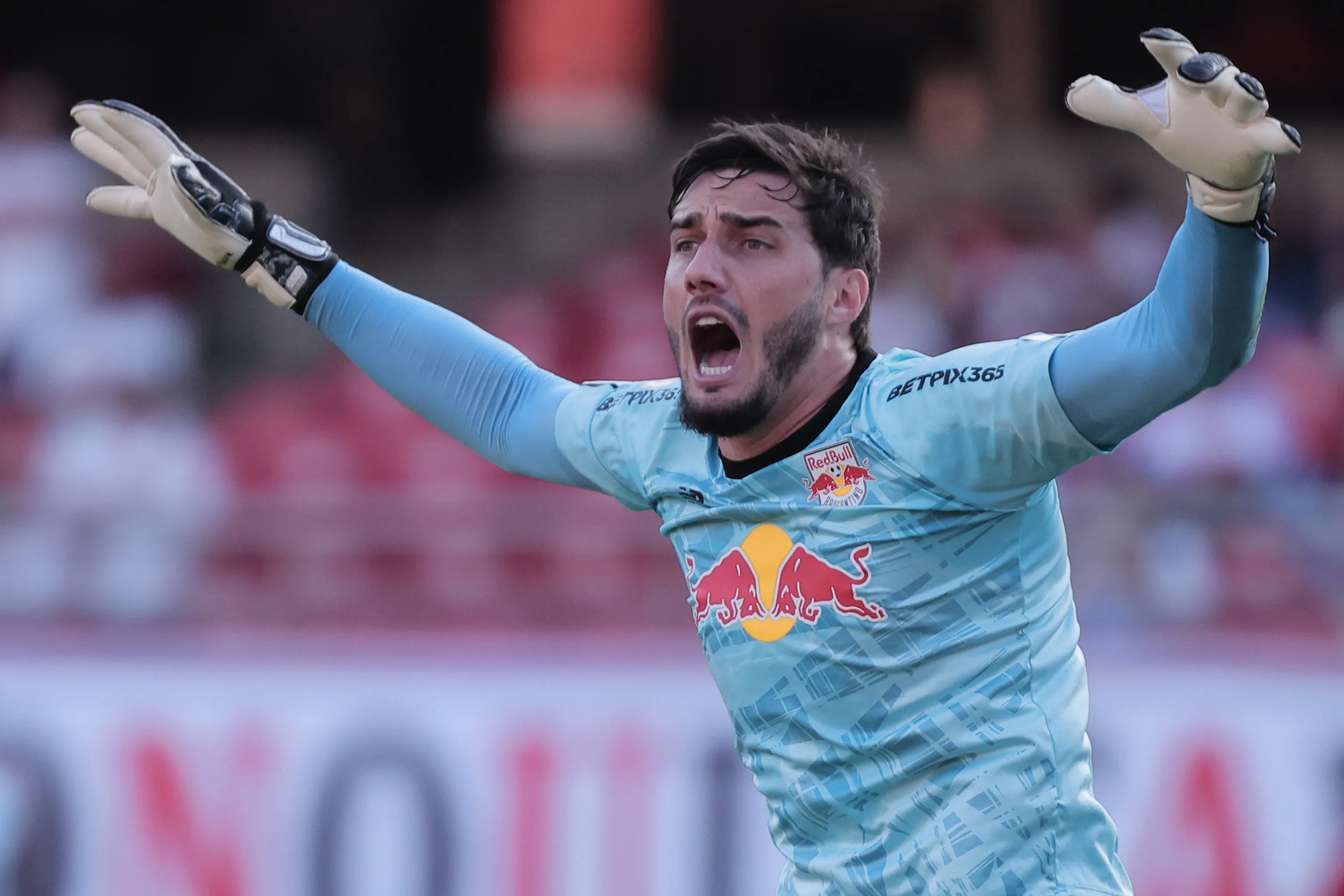 Foto: Ettore Chiereguini/AGIF – Cleiton, goleiro do Red Bull Bragantino