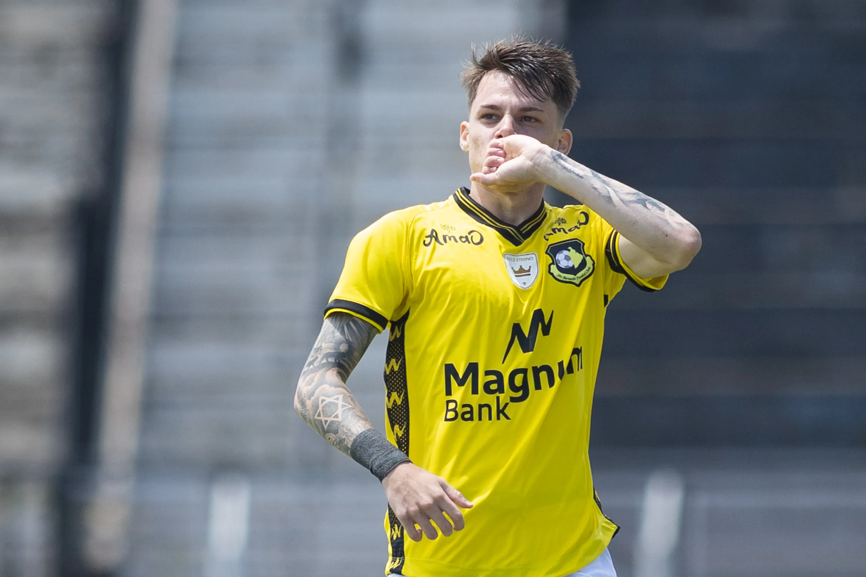Foto: Diogo Reis/AGIF - Chrystian Barletta é o novo reforço do Timão para 2023.