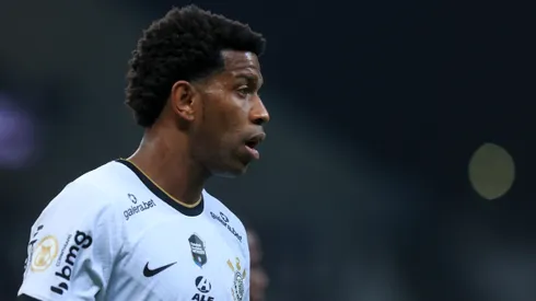 Foto: Marcello Zambrana/AGIF - Parça de Gil no Corinthians pede valor milionário na justiça.