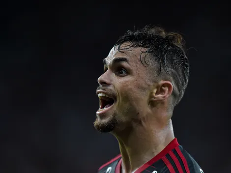 Torcida do Grêmio esquece Michael e faz apelo por titular do Flamengo