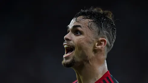 Foto: Thiago Ribeiro/AGIF – Grêmio tem interesse em Michael