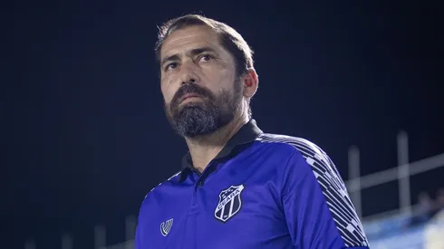 Foto: Lucas Emanuel/AGIF – Gustavo Morínigo, técnico do Ceará