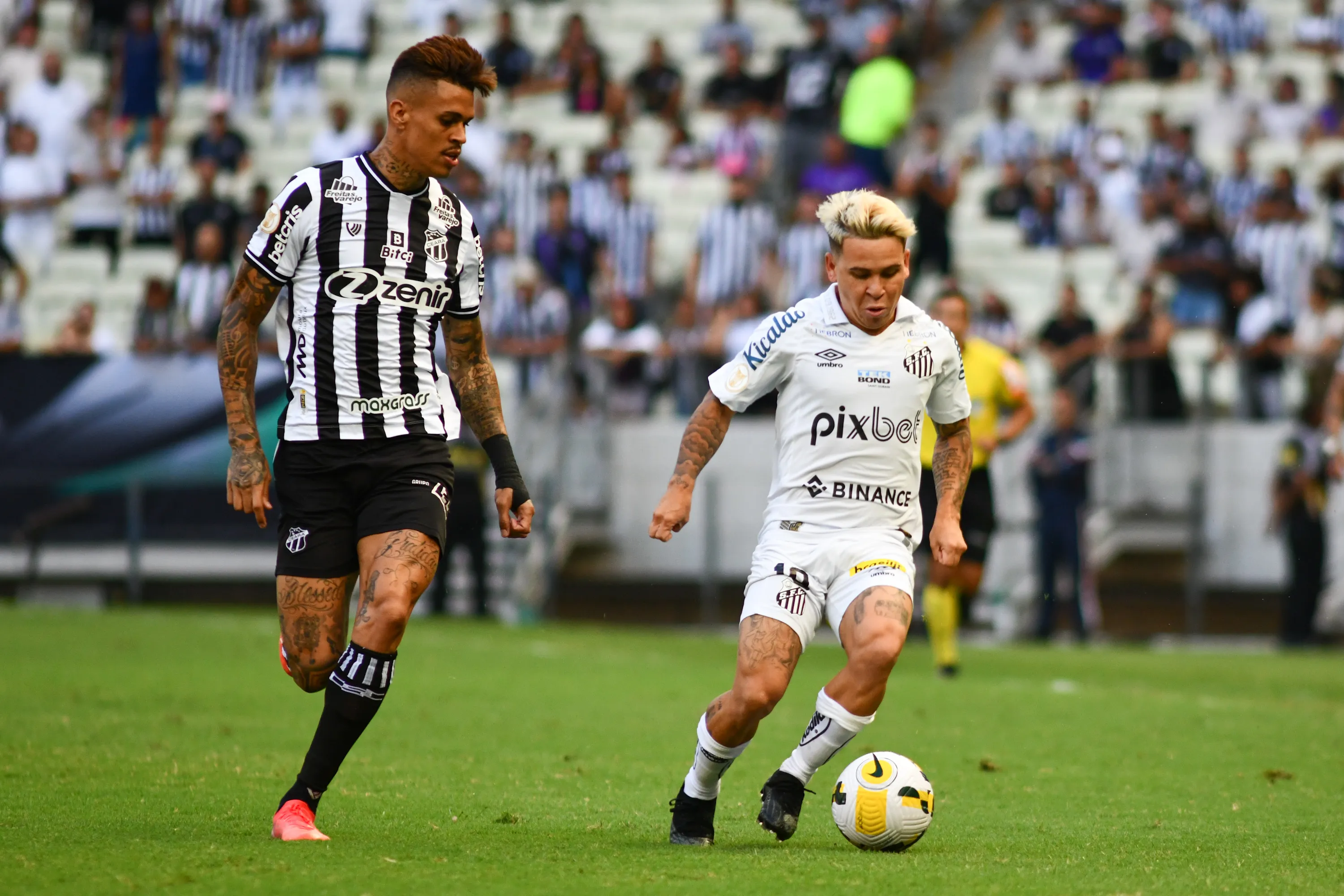 Foto: Kely Pereira/AGIF – Richard chegou ao Ceará em 2022, mas já está de saída