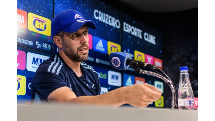 Foto: Gustavo Aleixo/Cruzeiro - Pezzolano fala sobre desemepenho decepcionante do Cruzeiro.