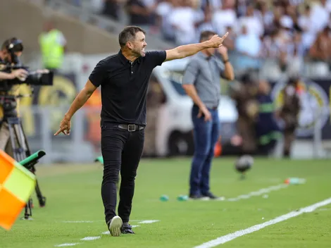 Atlético-MG mira em indicação de Eduardo Coudet para o ataque