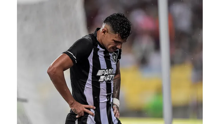 Thiago Ribeiro/AGIF- Tiquinho Soares, centroavante do Botafogo