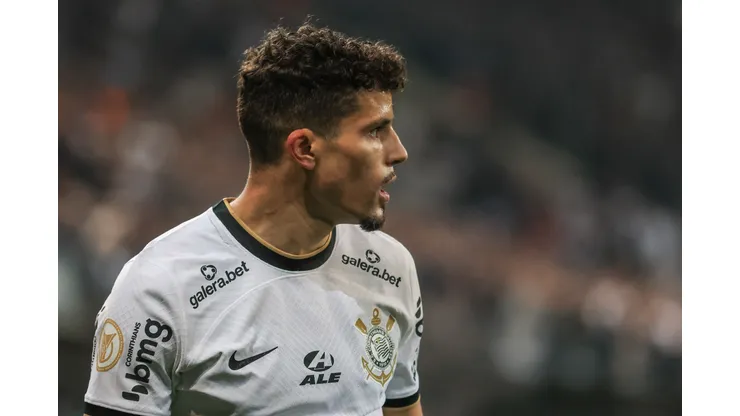 Marcello Zambrana/AGIF- Rafael Ramos, lateral-direito do Corinthians