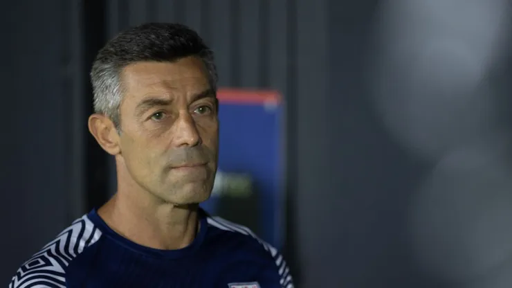 Foto: Diogo Reis/AGIF - Pedro Caixinha, técnico do Bragantino