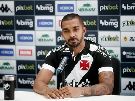 Paulo Henrique é apresentado e comenta disputa por vaga com Pumita