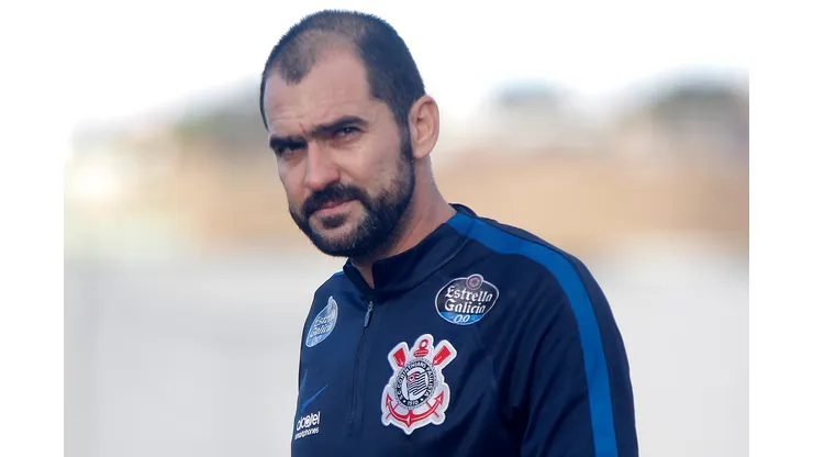 Foto: Daniel Vorley/AGIF - Danilo vai comandar o Corinthians diante do Palmeiras