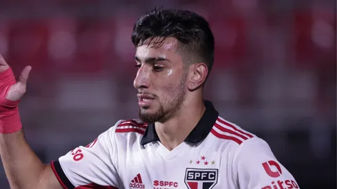 Foto: Ettore Chiereguini/AGIF – Pedrinho rescindiu contrato no São Paulo