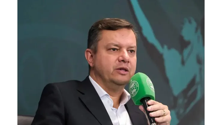 Foto: Divulgação/TV Coxa - Presidente do Coritiba toma atitude após eliminação na Copa do Brasil.