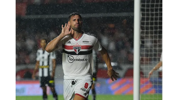 Foto: Rubens Chiri / saopaulofc.net - Calleri tem situação atualizada no São Paulo.