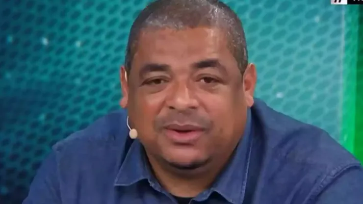 Vampeta revela que gringo, ex-treinador de clube da Série A, foi oferecido ao Corinthians