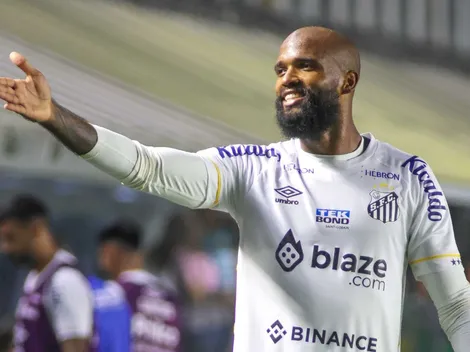 Messias revela 'papo sério' de Odair com elenco do Santos no intervalo 