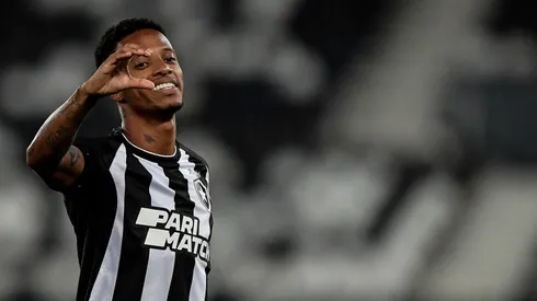 RJ – RIO DE JANEIRO – 20/04/2023 – COPA SUL-AMERICANA 2023, BOTAFOGO X CESAR VALLEJO – Tche The jogador do Botafogo comemora seu gol durante partida contra o Cesar Vallejo no estadio Engenhao pelo campeonato Copa Sul-Americana 2023. Foto: Thiago Ribeiro/AGIF