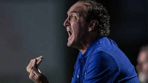 Foto: Isabela Azine/AGIF – Cuca faz cobranças na coletiva após derrota do Corinthians