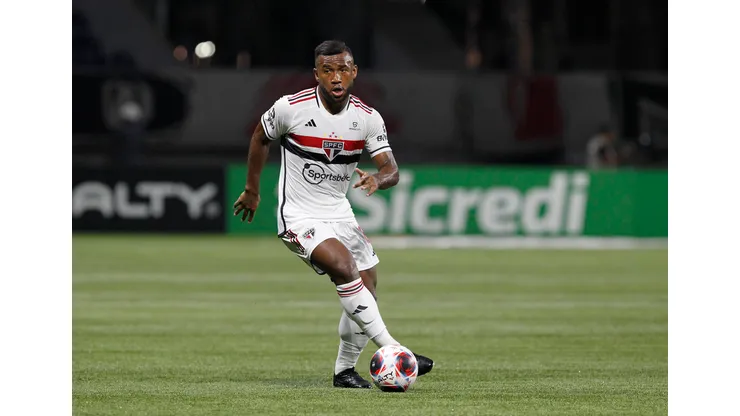 Foto: Rubens Chiri/Saopaulofc.net - Luan é titular do São Paulo em vitória.