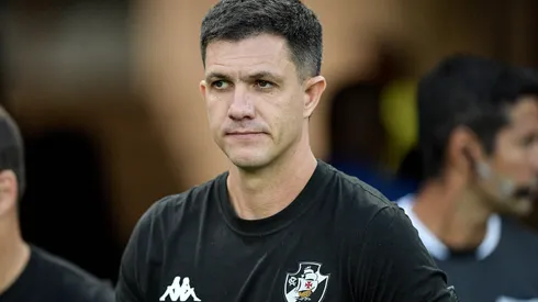 RJ - Rio de Janeiro - 19/03/2023 - CARIOCA 2023, VASCO X FLAMENGO - Mauricio Barbieri tecnico do Vasco durante partida contra o Flamengo no estadio Maracana pelo campeonato Carioca 2023. Foto: Thiago Ribeiro/AGIF
