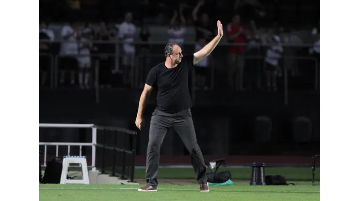 Foto: Rubens Chiri / saopaulofc.net - Dorival Júnior fala sobre Rogério Ceni.