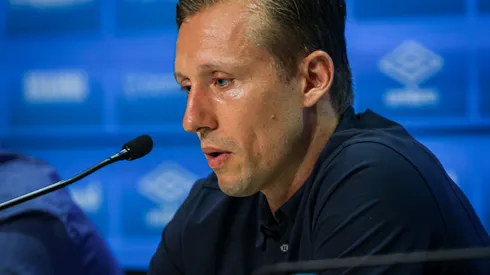 Foto: Maxi Franzoi/AGIF - Lucas Leiva se aposentou no Grêmio