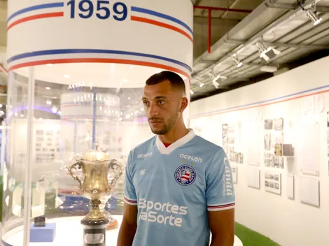 Victor Hugo não perde tempo e se coloca à disposição de Renato Paiva