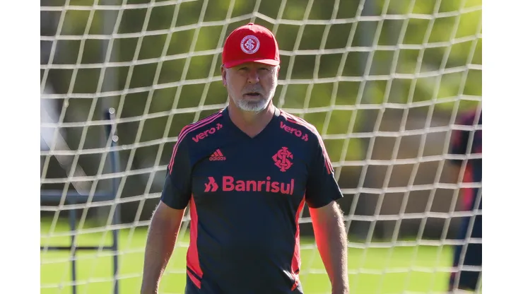 Foto: Fernando Alves/AGIF - Mano recebe contato de outro rival do Inter na Série A