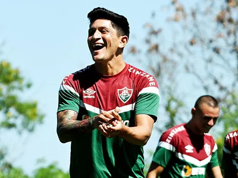 Torcedores do Flu reagem à remoção de faixas comemorativas na partida da Libertadores