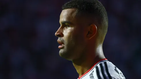 Foto: Marcello Zambrana/AGIF – Alisson vem sendo criticado pela torcida do São Paulo