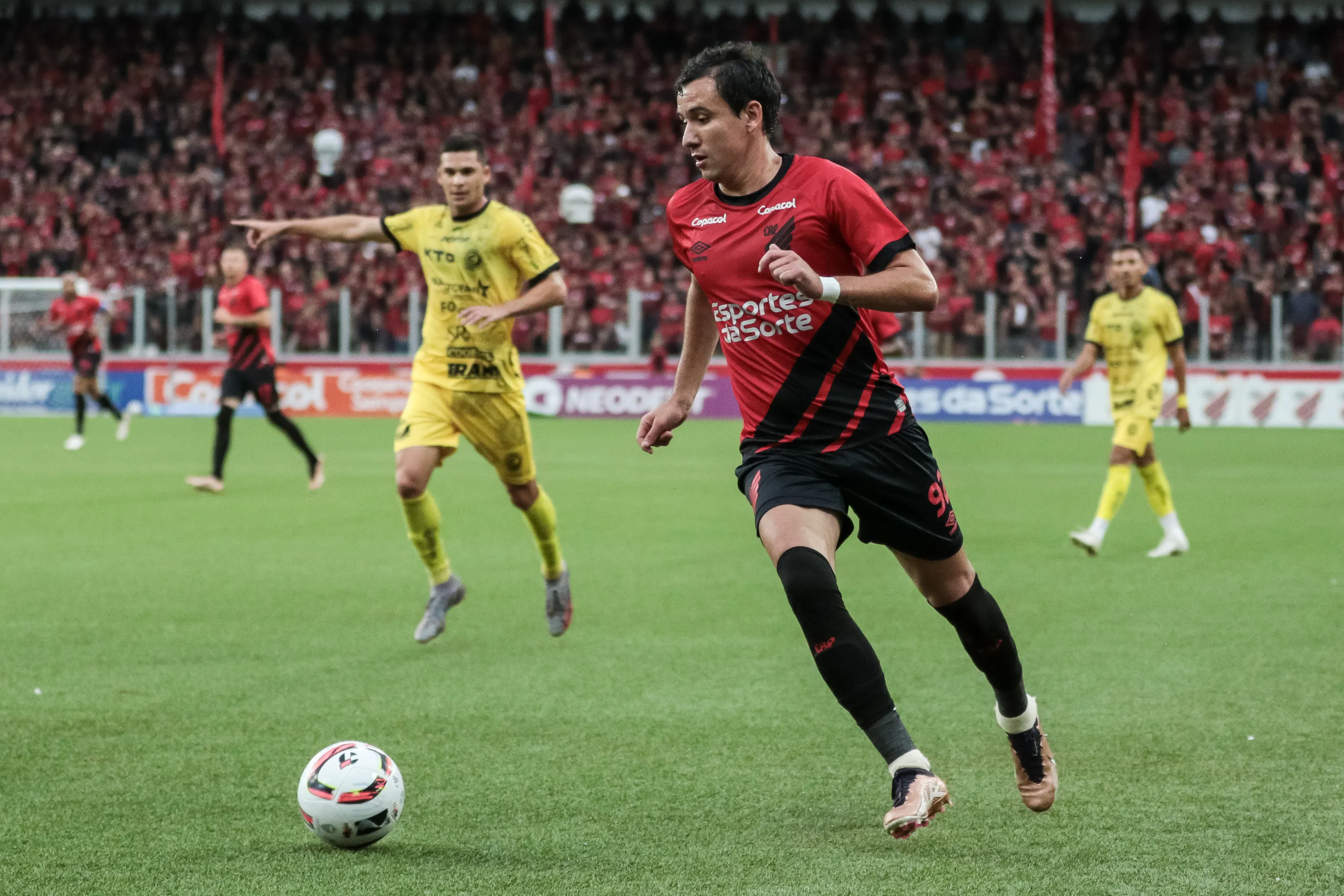Foto: Robson Mafra/AGIF