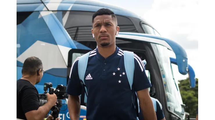 Foto: Gustavo Aleixo/Cruzeiro - Davó arruma as malas para deixar o Cruzeiro