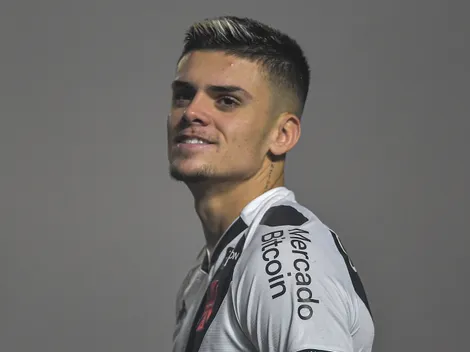 "R$4 milhões"; Portal expõe sondagem de Vasco em meia para jogar com Pec