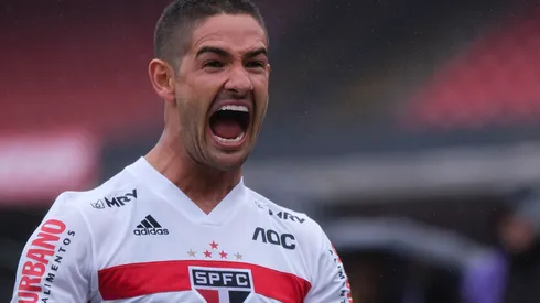 Foto: Daniel Vorley/AGIF – Pato pode voltar ao São Paulo