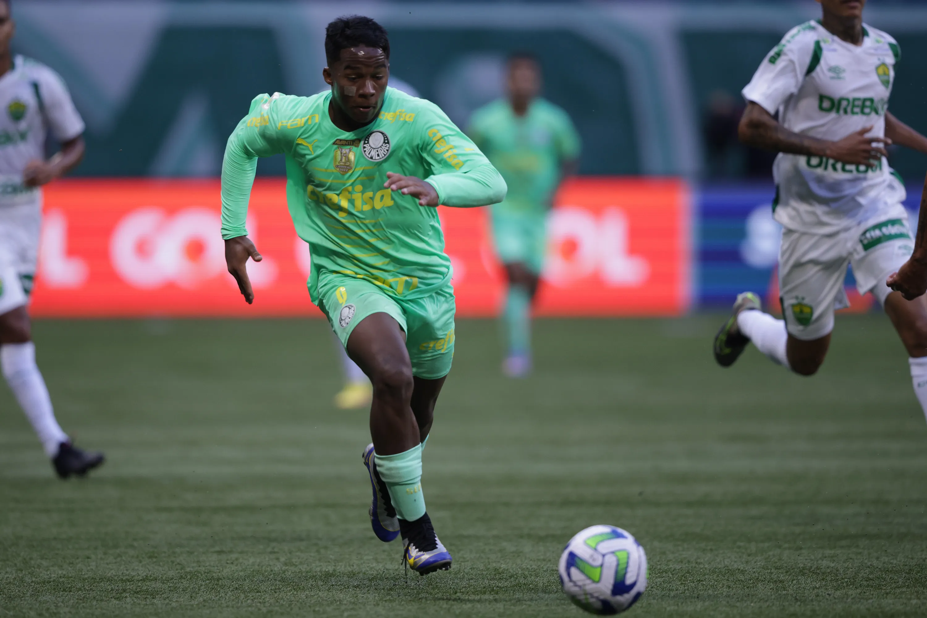 Ettore Chiereguini/AGIF – Endrick atuando pelo Palmeiras contra o Cuiabá