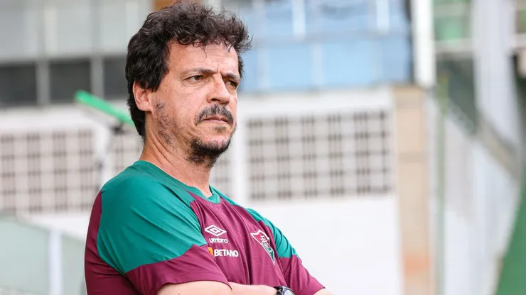 Torcida 'detona' reforço do Fluminense e críticas sobram para Diniz